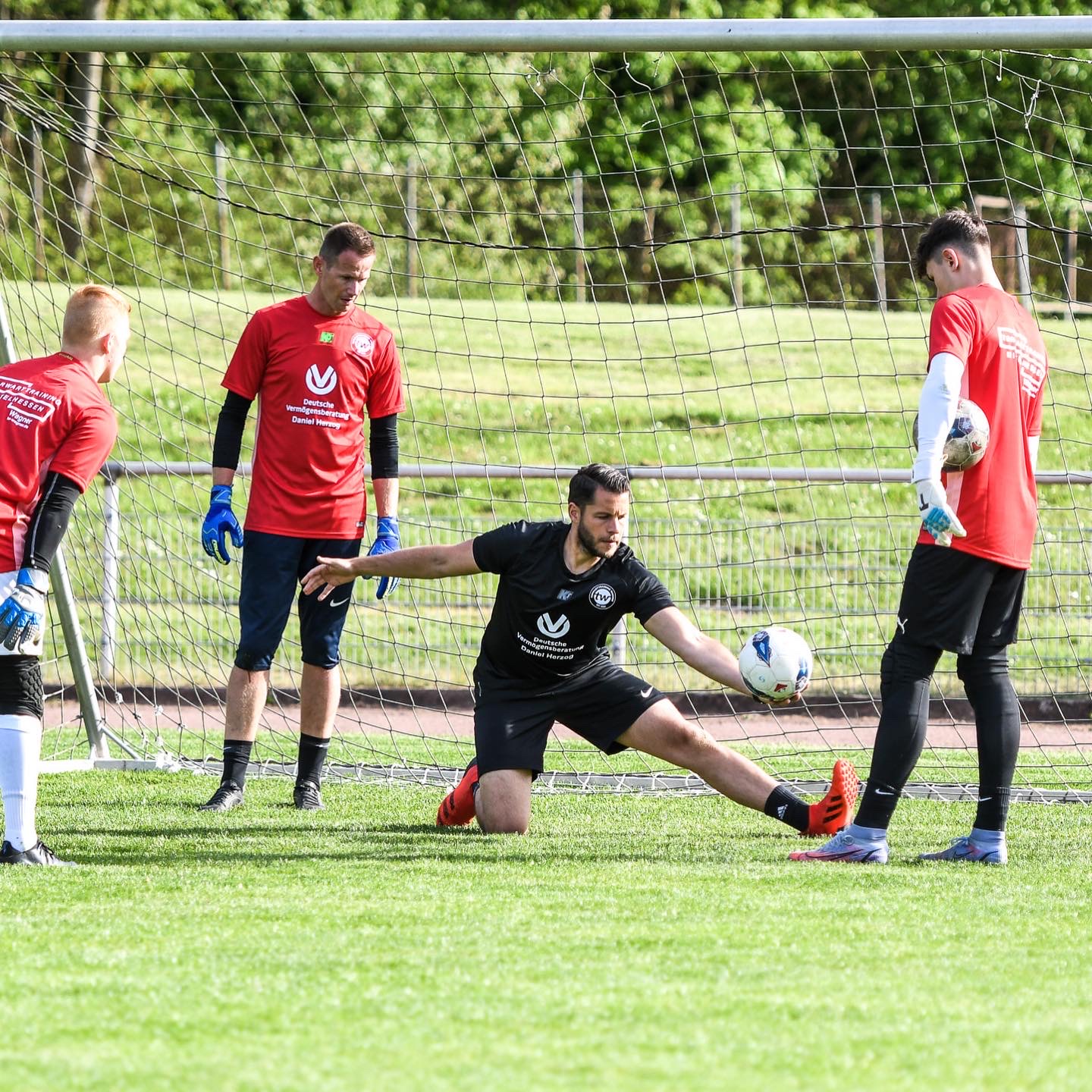 Gruppentraining auf dem Platz